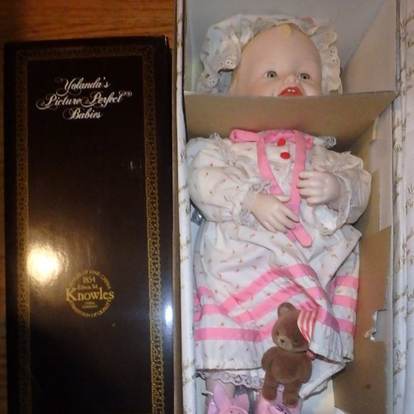 Sarah by Yolanda Bello 1987 Edwin M Knowles - Picture 4 of 15